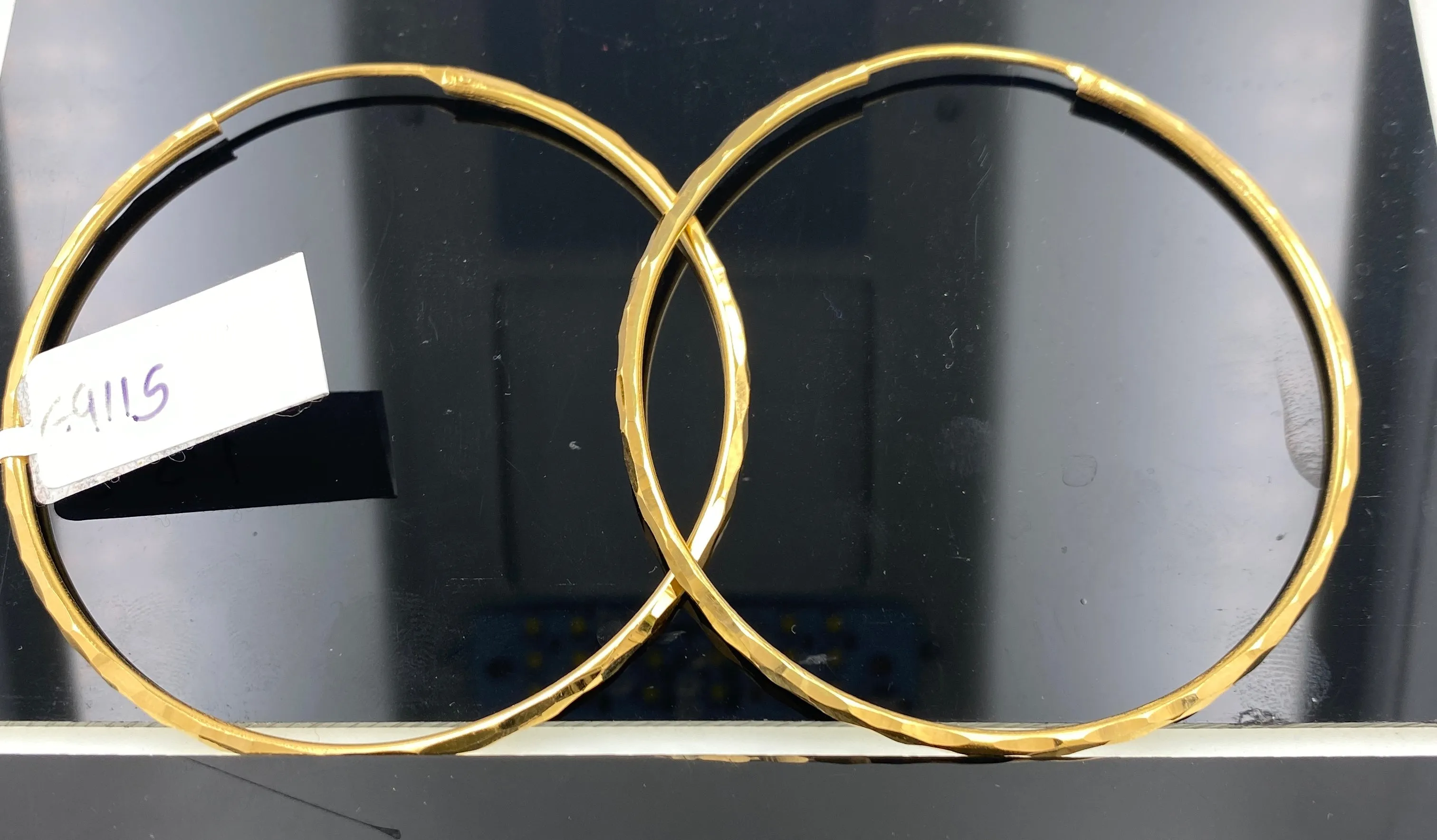 22k Solid Gold Simple Diamond Cut Hoops e9115