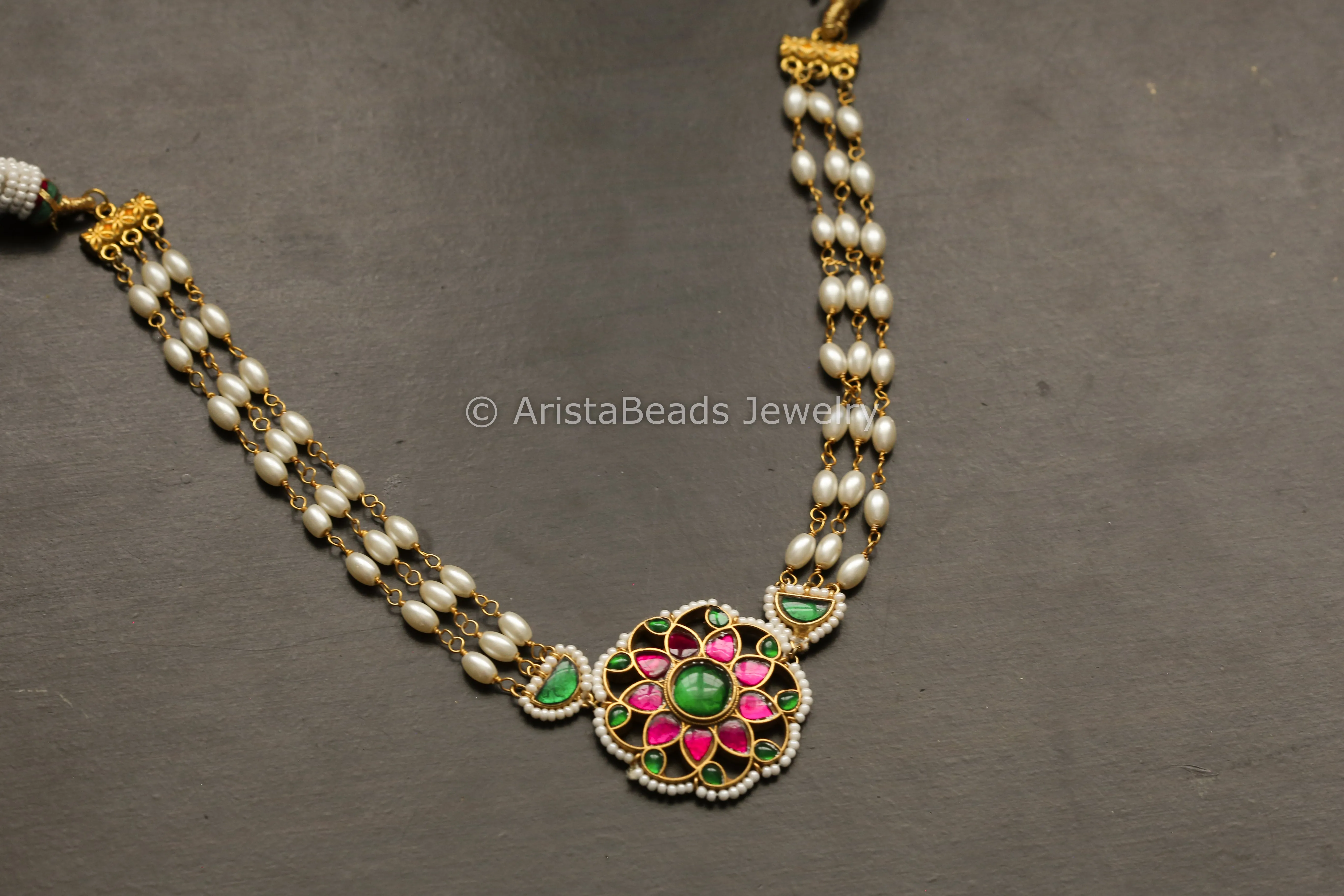 Dainty Kundan Necklace Choker