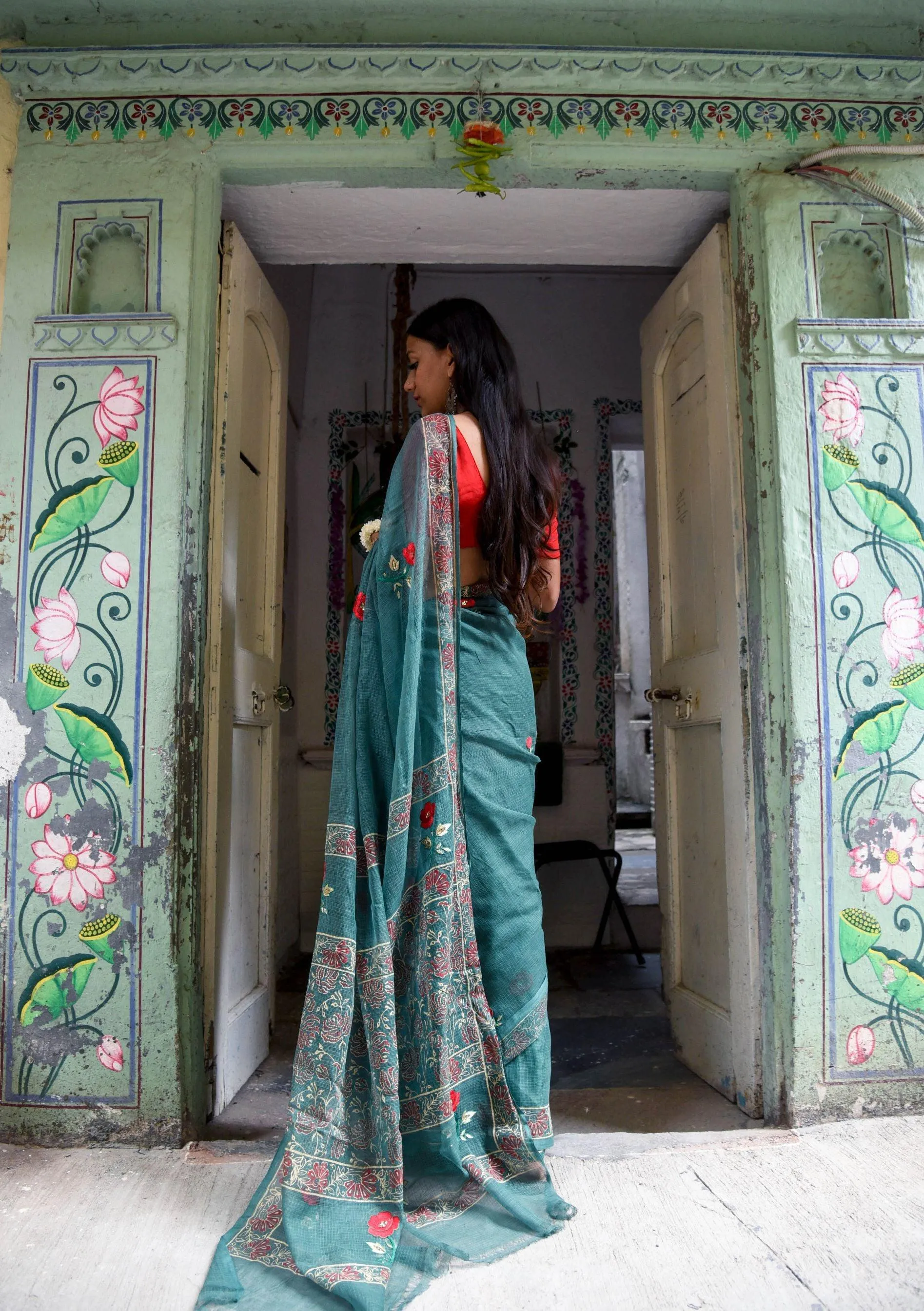 Kaisori Kota saree - Togor embroidered and handblockprinted Kota saree