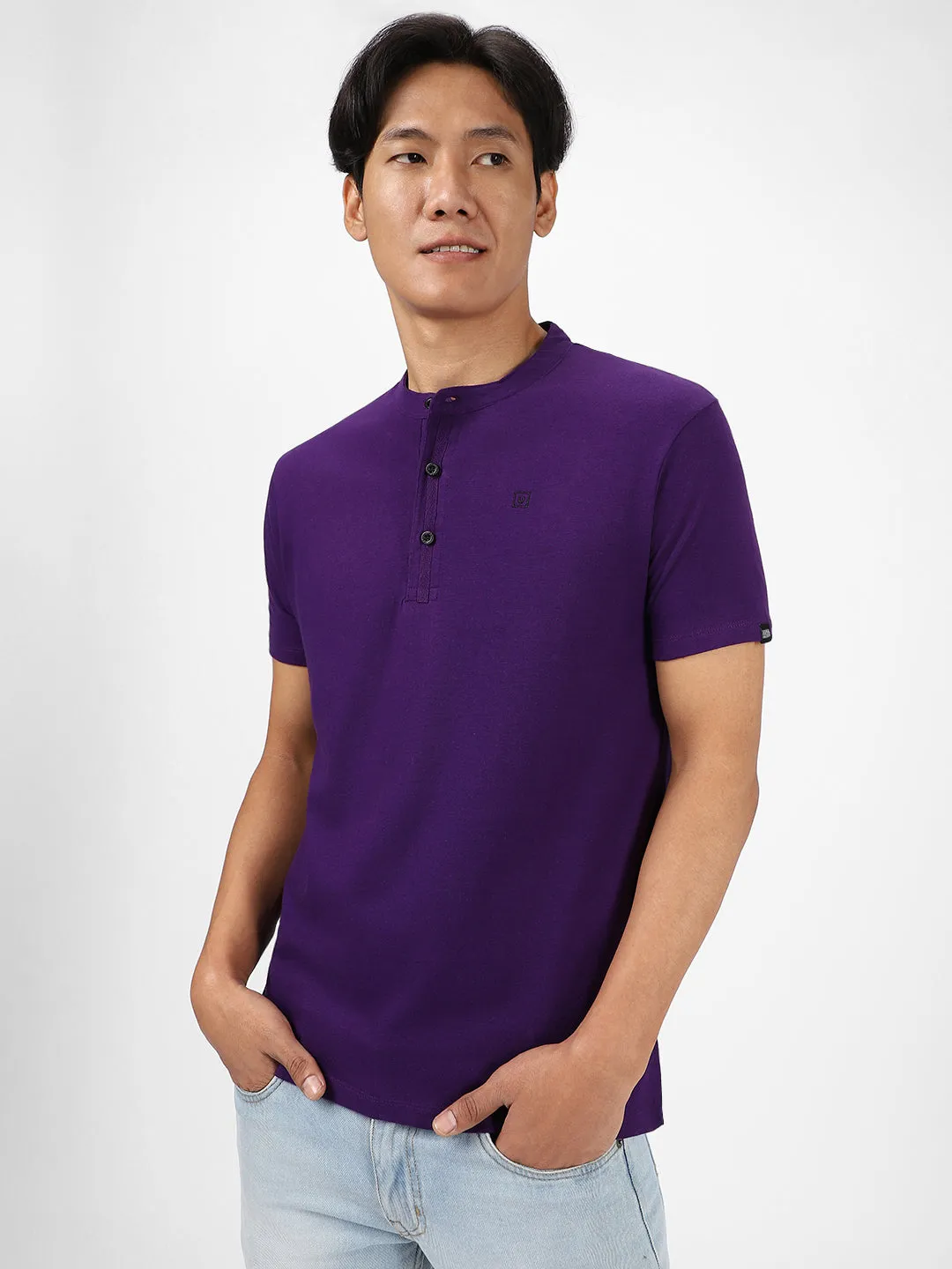 Men's Purple Solid Mandarin Collar Slim Fit Cotton T-Shirt