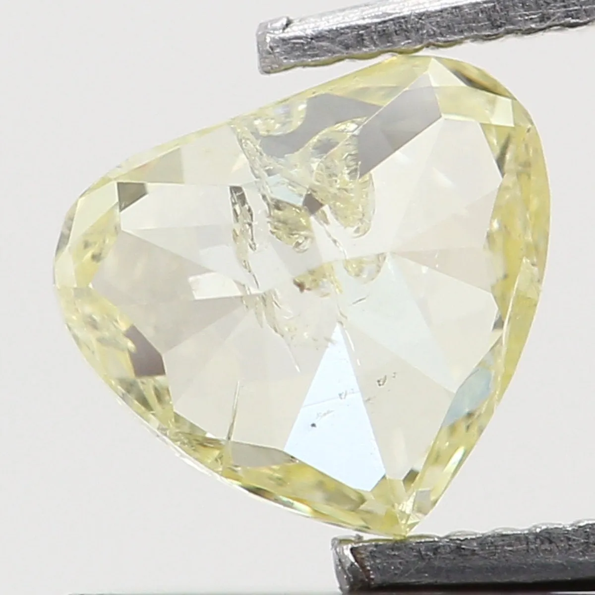 Natural Loose Diamond Heart Yellow Color SI2 Clarity 3.70 MM 0.22 Ct L6464