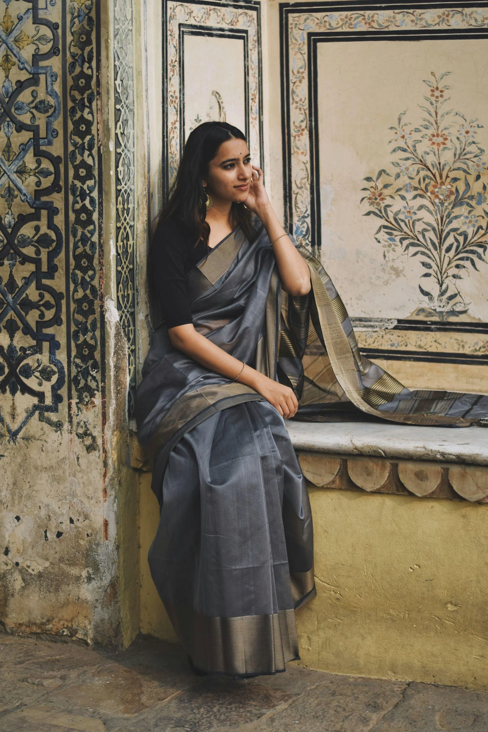 Seher - Grey Maheshwari Saree