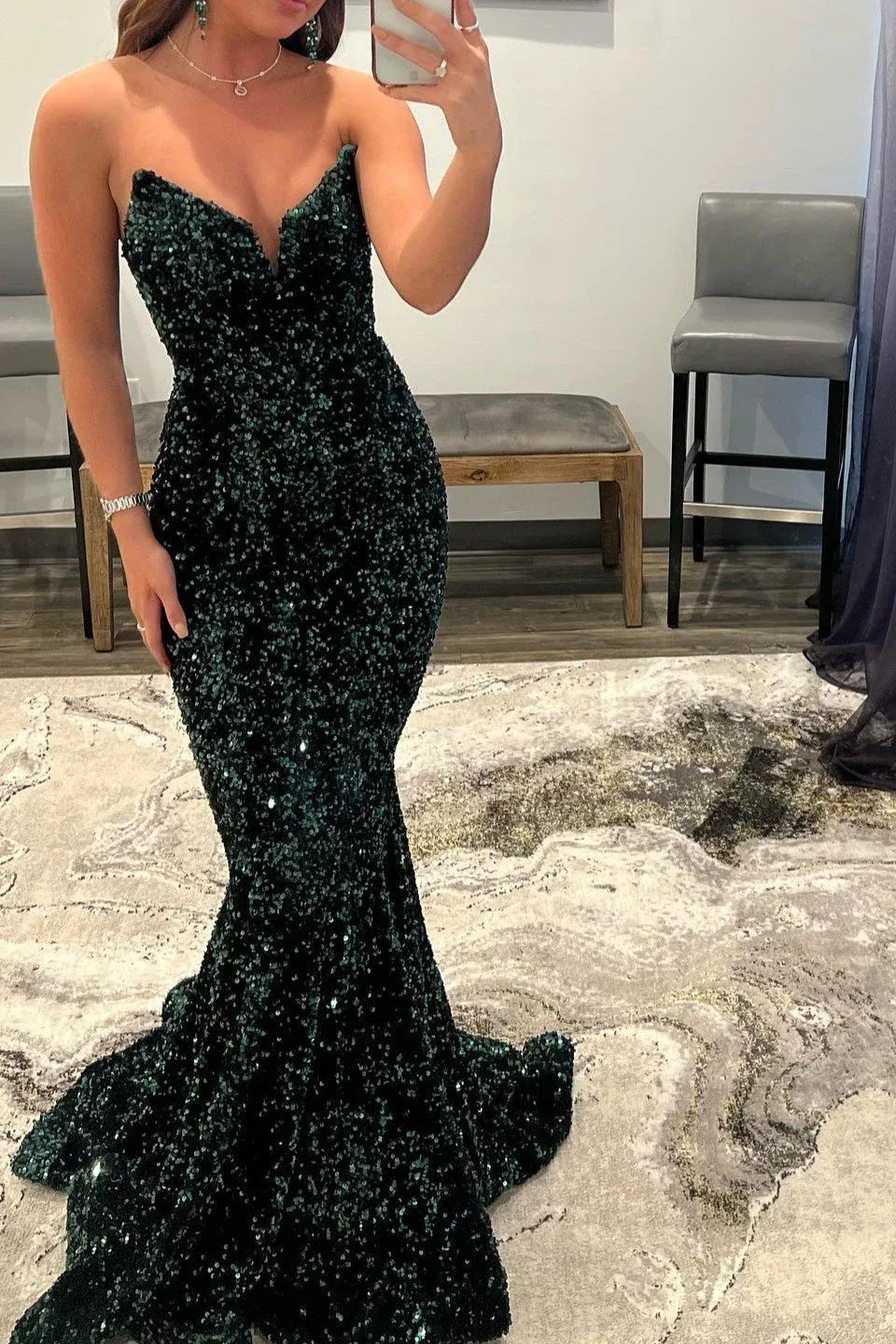 Sparkly Mermaid Strapless Dark Green Sequins Long Prom Dresses Y1494