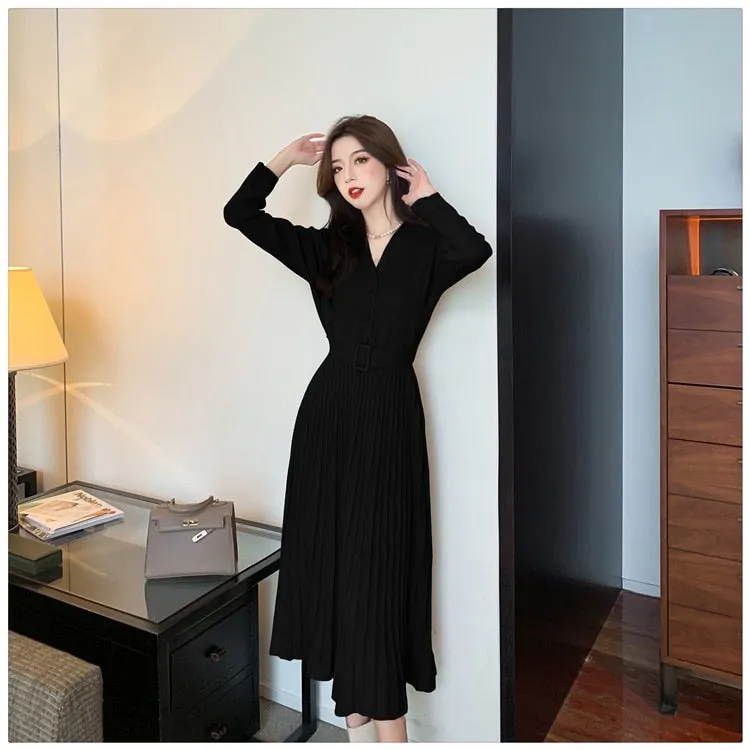 Women's Winter Elastic Knitted V-Neck Pleated A-line Slim Dresses