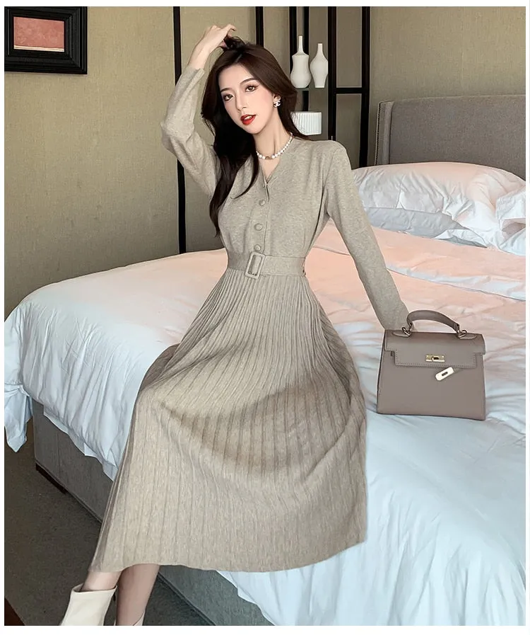 Women's Winter Elastic Knitted V-Neck Pleated A-line Slim Dresses